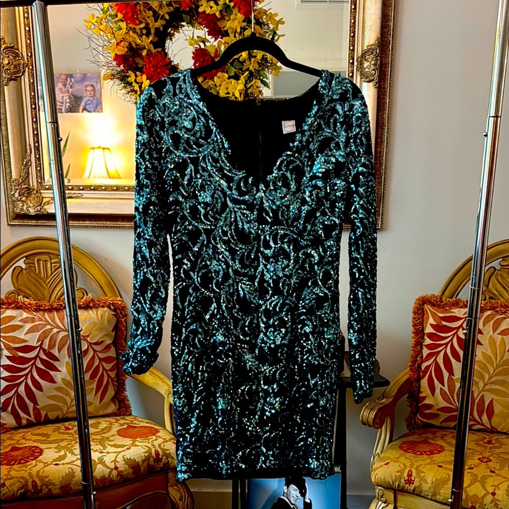 Multicolored Bodycon Dress with Bishop Sleeves for Night Out